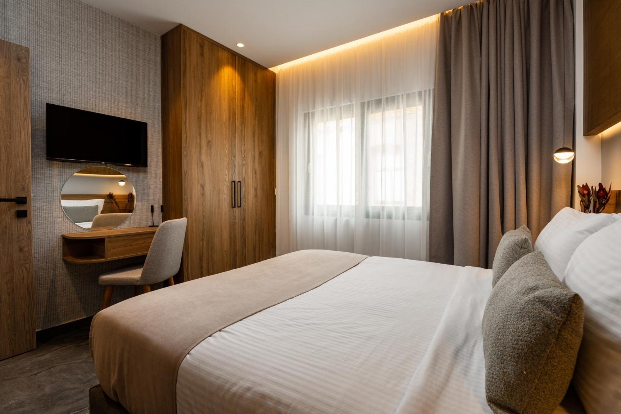 Omikron Luxury Residences Heraklion  Екстер'єр фото